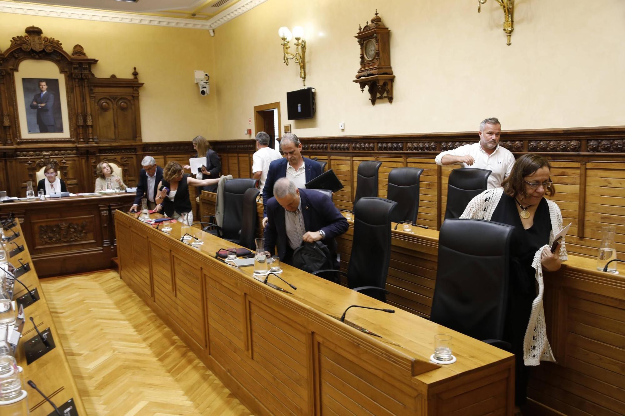Así fue el Pleno municipal en Gijón del mes de julio (en imágenes)