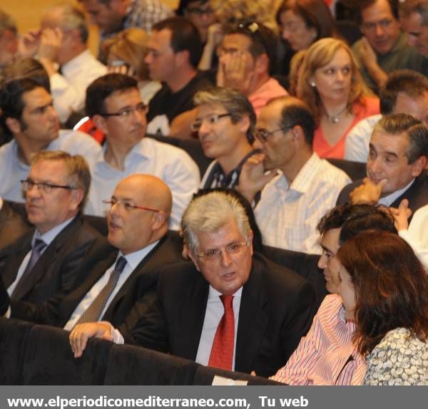 Conferencia de Niño Becerra en Castellón