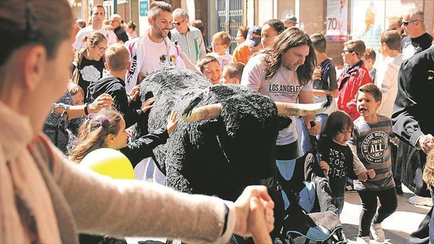 El encierro infantil dispara la adrenalina entre los pequeños