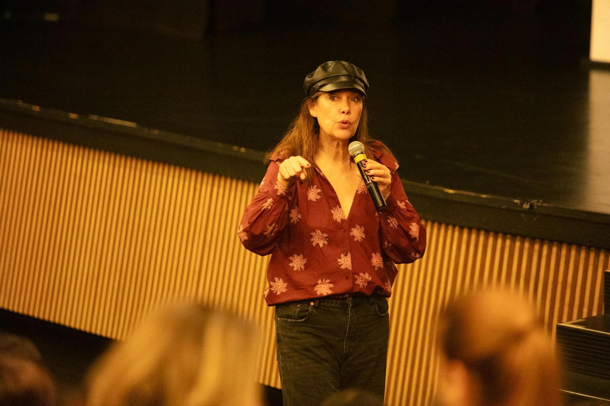 Descubre las fotos del taller de la directora de cine Mabel Lozano en Jesús