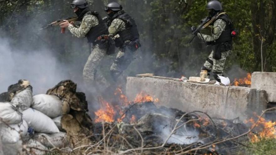 Tensión entre soldados y prorrusos en Slaviansk