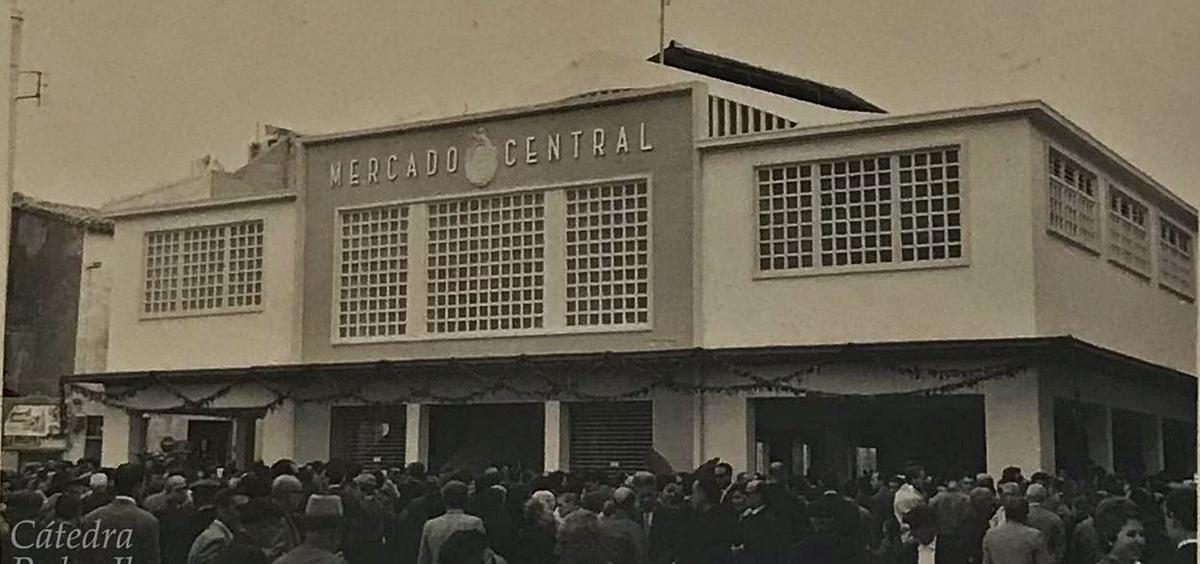 Una imagen de la inauguración del Mercado Central de Elche, en 1961. | CÁTEDRA PERE IBARRA