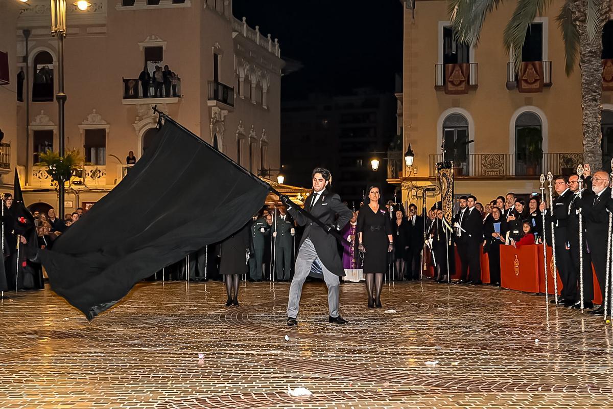 El trencaor Antonio Andreu ondea la bandera