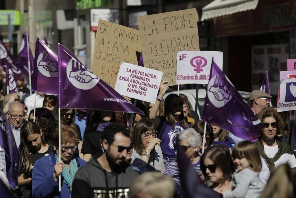 Manifestación en Elche por el 8-M