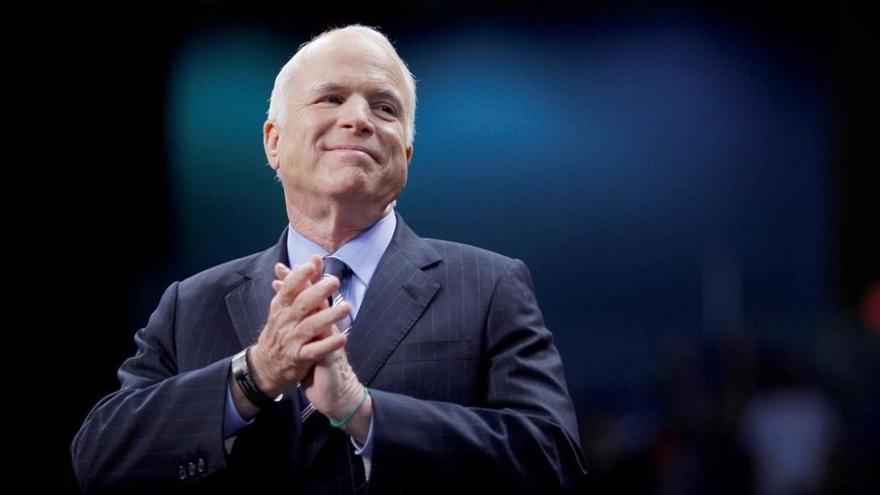Muere el senador John McCain, uno de los más duros críticos de Donald Trump