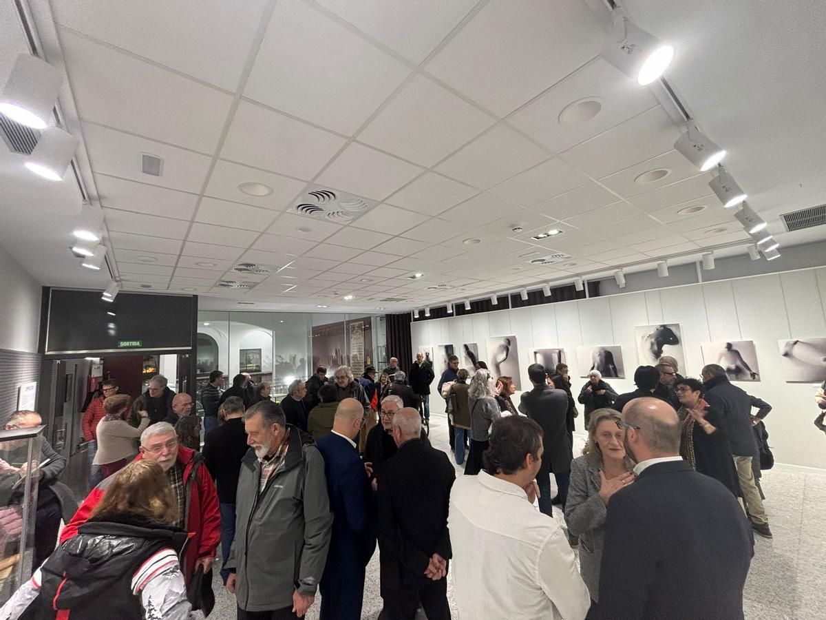 Presentació de l'exposició OPRESSION de Josep Bou a l'Arxiu Comarcal de l'Anoia Presentació de l'exposició OPRESSION de Josep Bou a l'Arxiu Comarcal de l'Anoia