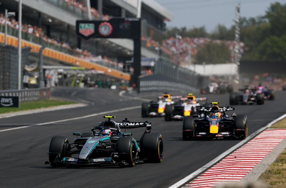 12 KIMI ANTONELLI Andrea (ita), Mercedes AMG F1 Team W17, action during the Formula 1 Hungarian Grand Prix 2026, 11th round of the 2026 Formula One World Championship from July 24 to 26, 2026 on the Hungaroring, in Mogyorod near Budapest, Hungary - Photo Jiri Krenek / DPPI AFP7 26/07/2026 ONLY FOR USE IN SPAIN