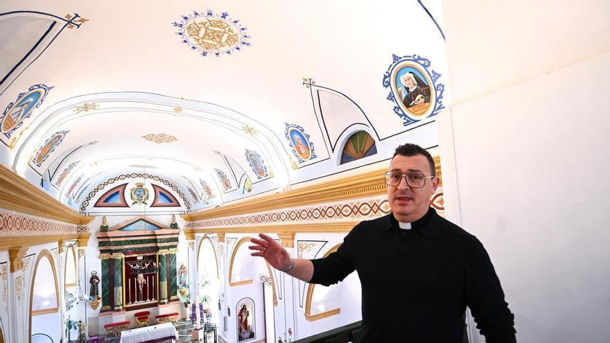 La nueva iglesia de La Marina en Elche: el arte también se viste con sotana