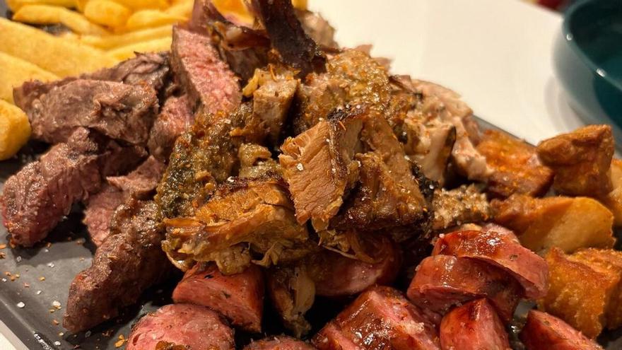 El restaurante de Las Palmas de Gran Canaria que triunfa con sus carnes a la brasa a pocos pasos de Las Canteras