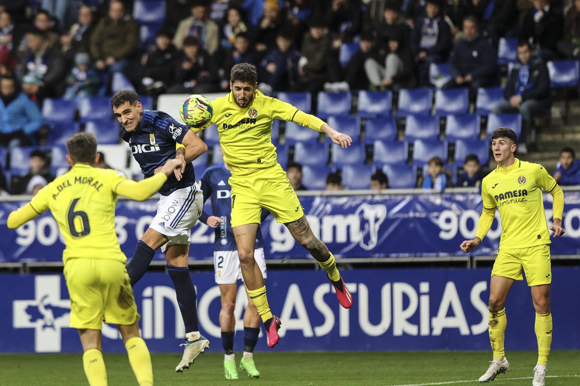 En imágenes: Así fue el Real Oviedo-Villarreal B disputado en el Tartiere