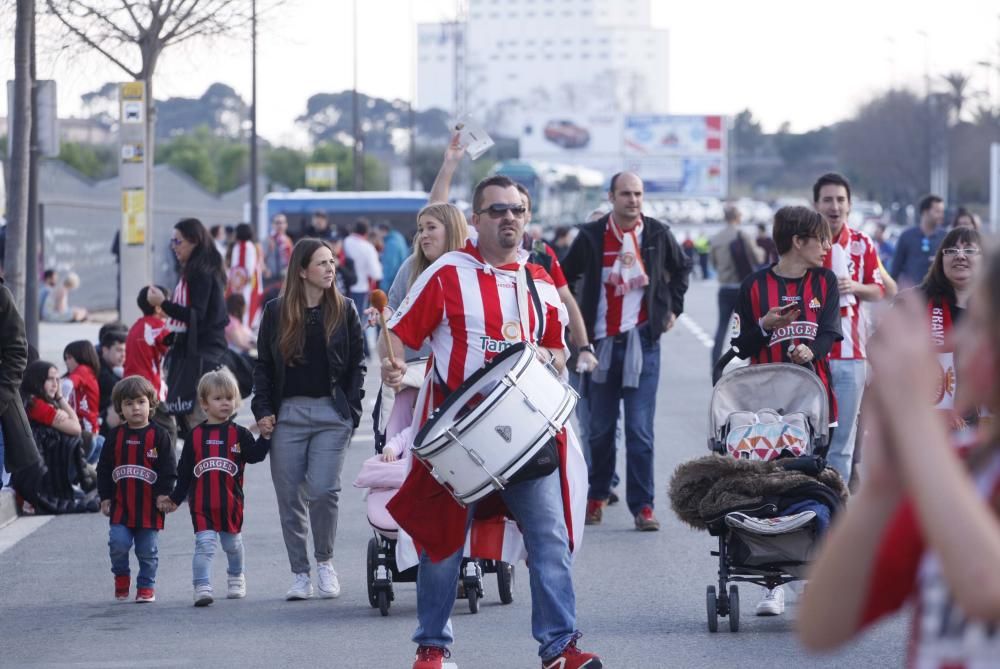 L'afició del Girona FC a Reus.