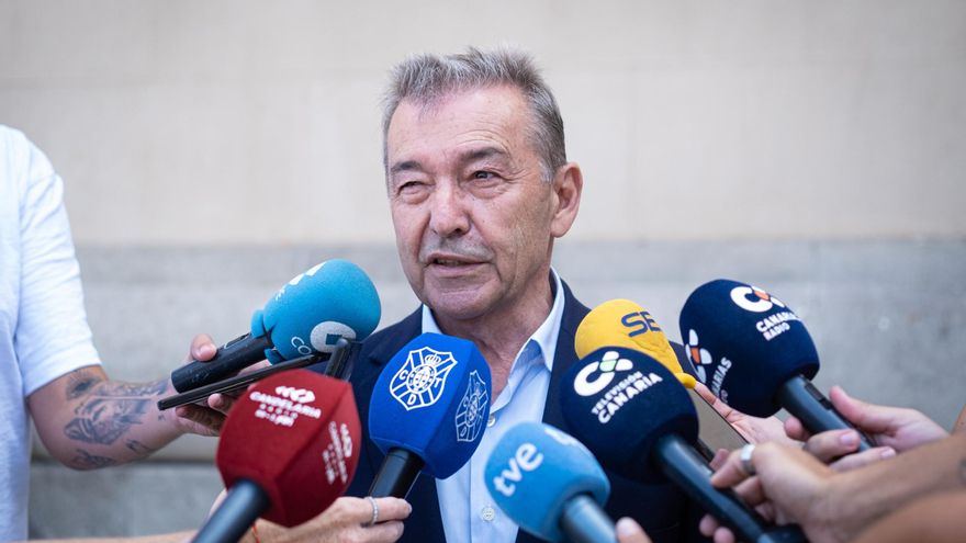 Paulino Rivero se desmarca y da la plantilla por &quot;cerrada&quot;