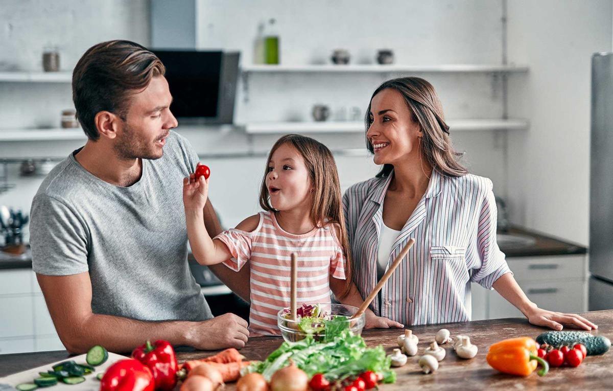 La alimentación saludable es algo que se debe 'aprender' desde niño.