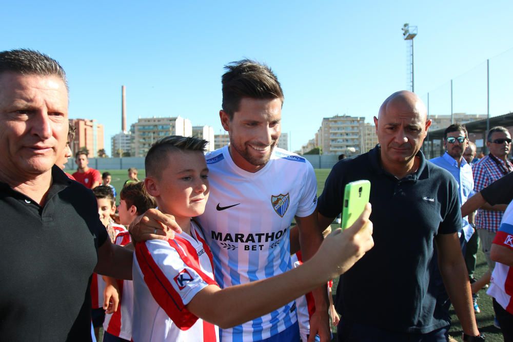 Presentación de Adrián González