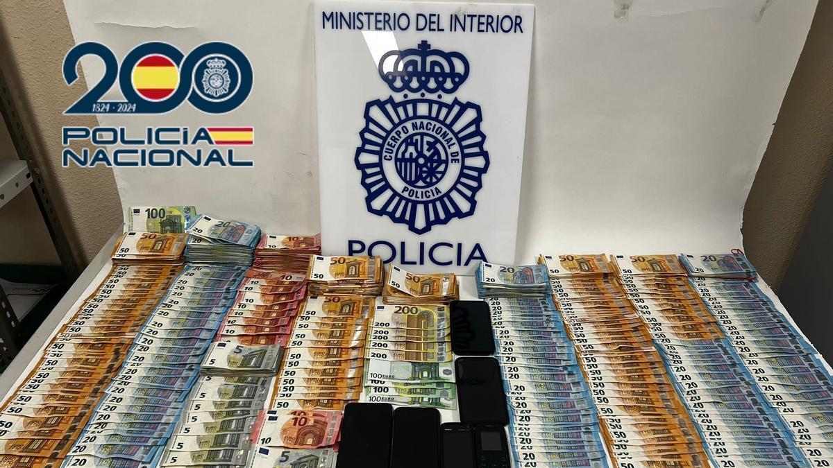 Tres detenidos tras ser tiroteada una furgoneta en la A-7 en Elche para robar un alijo de hachís