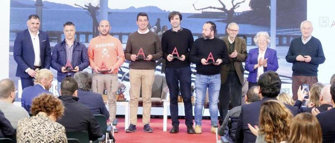 Representantes de los concellos en los premios Ágora.   | FDV