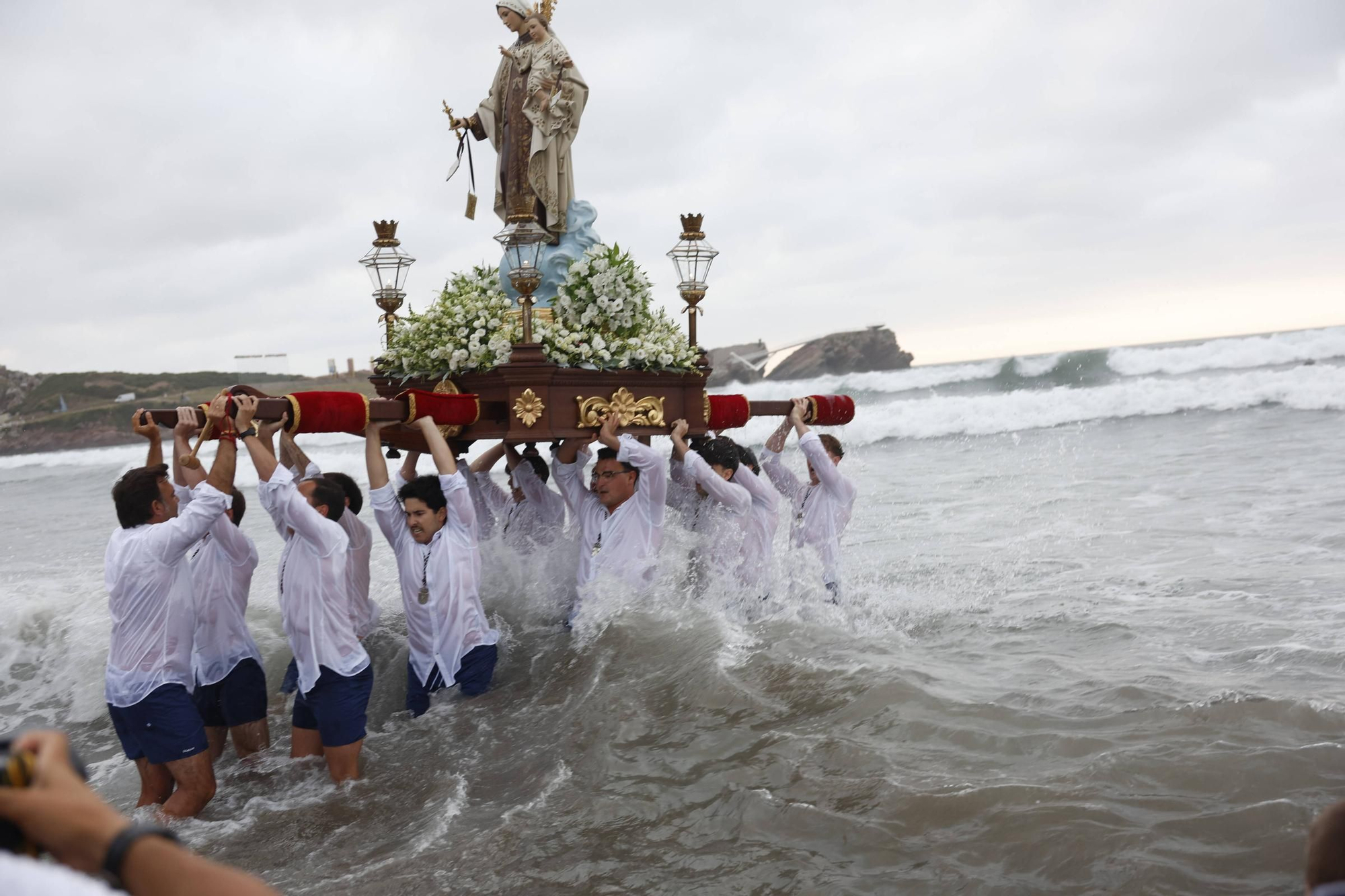 EN IMÁGENES: La espectacular procesión del Carmen en Salinas