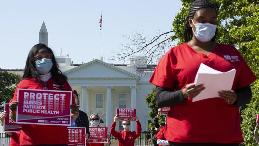 Enfermeras protestan en Washington.