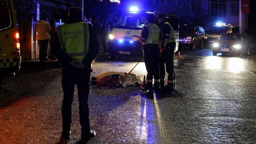 Lugar del accidente mortal donde ayer falleció la vecina de Vila de Cruces. // Bernabé/Javier Lalín