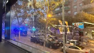 Directo | Espectacular incendio en un asentamiento de barracas de Bac de Roda en Barcelona