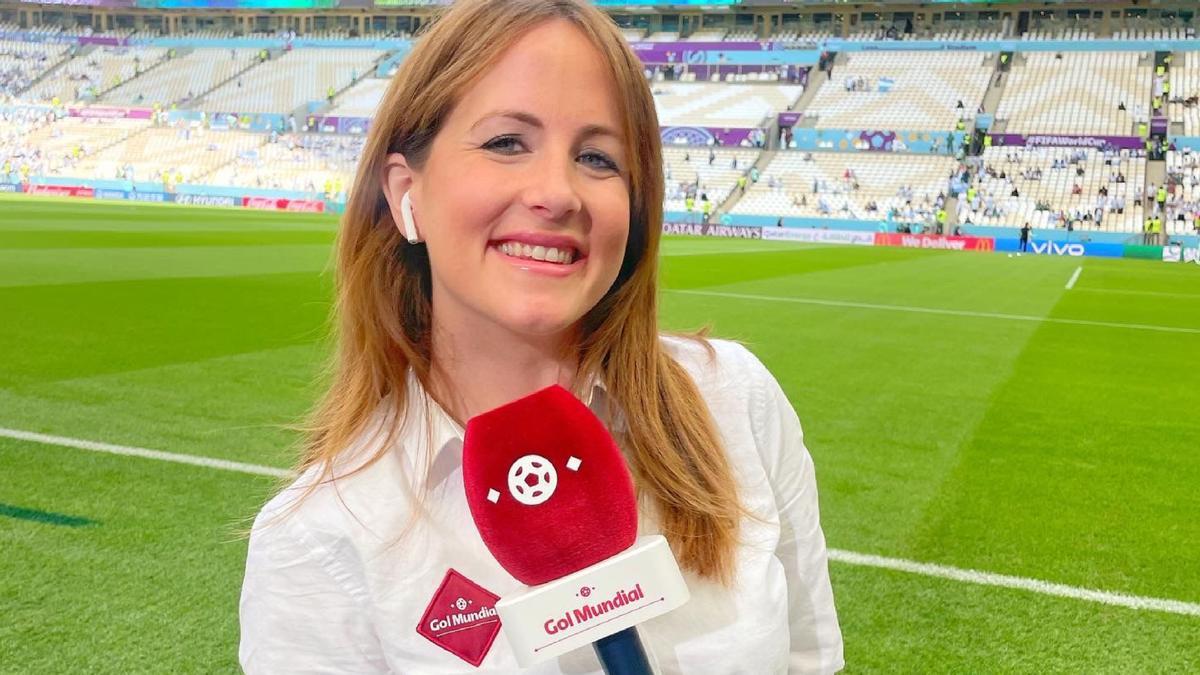 Mónica Benavent, enviada por Gol Mundial a Qatar, siendo esta la única cadena que retransmite en España todos los partidos de la cita.