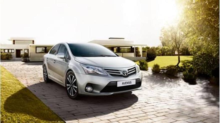 El nuevo Toyota Avensis ya está disponible en Canarias