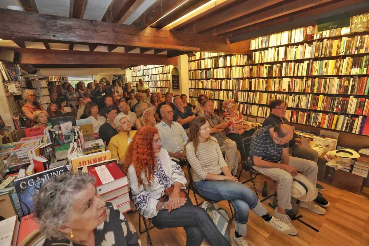 Las fotos de la presentación en Palma de la nueva novela de José Carlos Llop