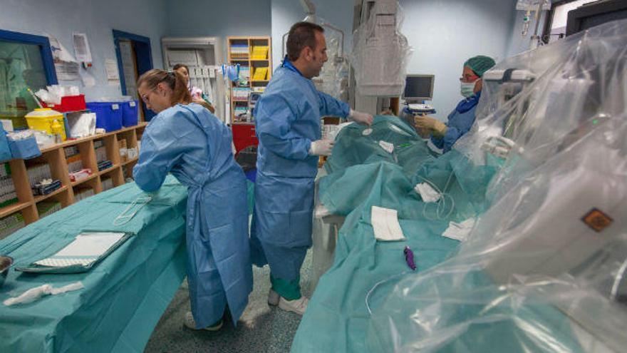 Un imagen de archivo de un quirófano del Hospital de Sant Joan