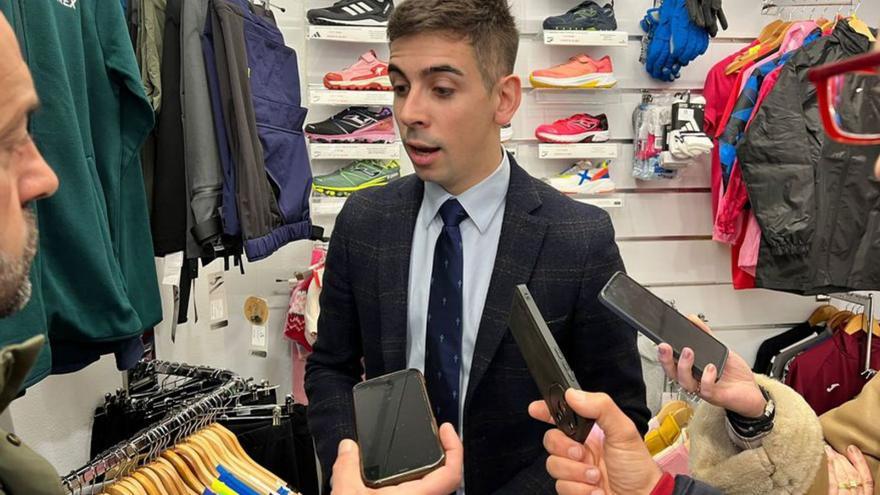 Souto, ayer, en el establecimiento Deportibérica.