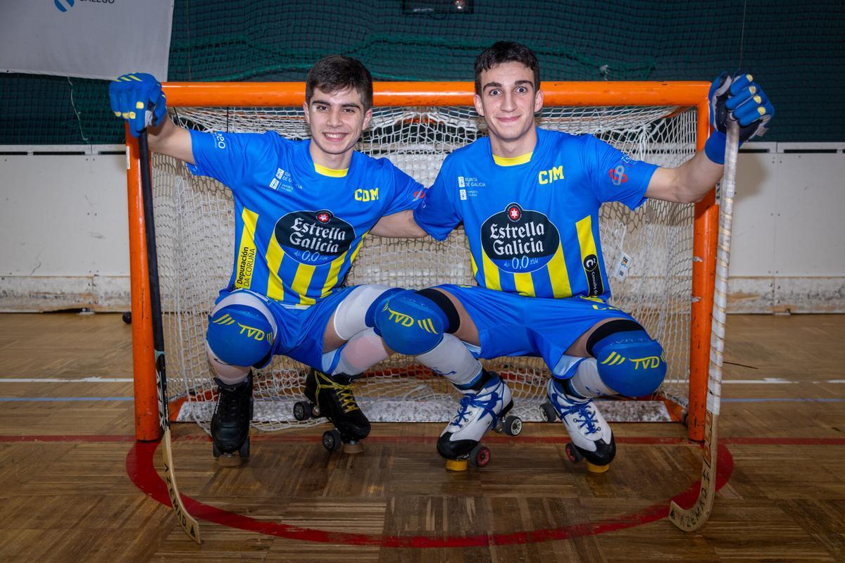 HUGO MAREQUE Y DANI GAREA JUGADORES DE HOCKEY DEL COMPAÑIA DE MARIA