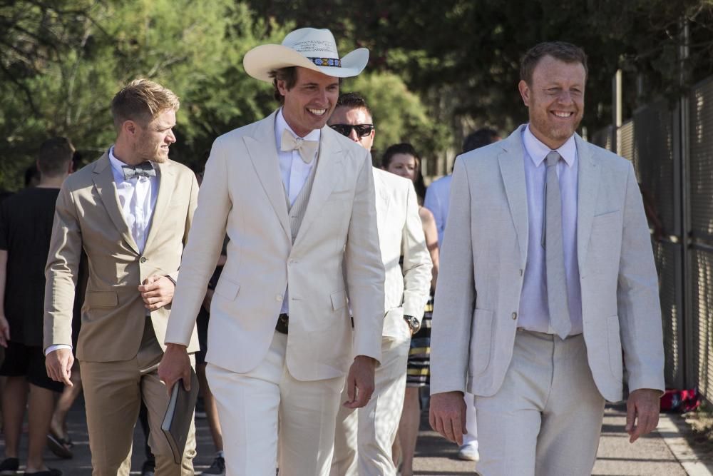 Les fotos del casament del milionari nord-americà a Empúries