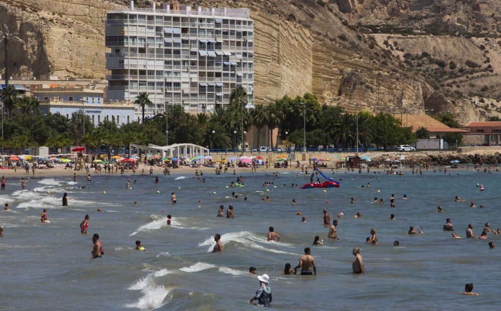 La segunda ola de calor del verano trae un fin de semana tórrido