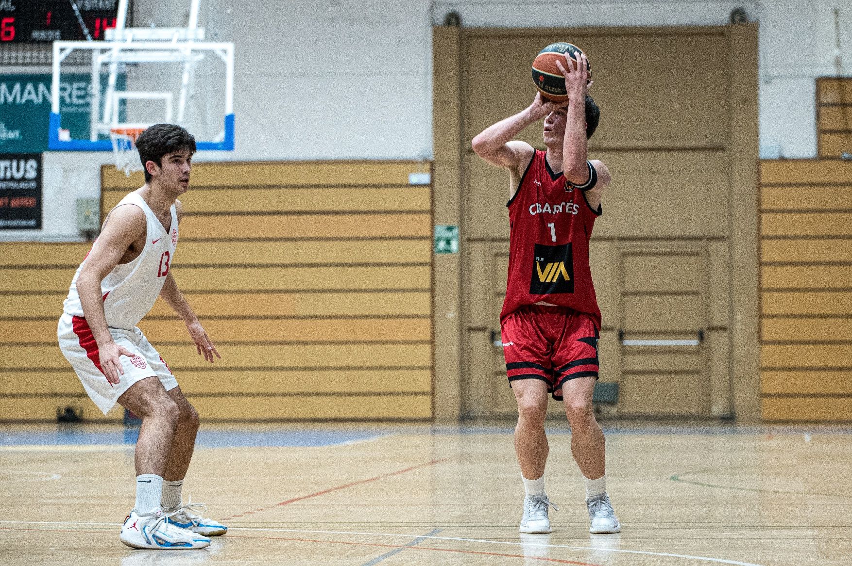 Les imatges del Bàsquet CB Artès - Bàsquet Girona