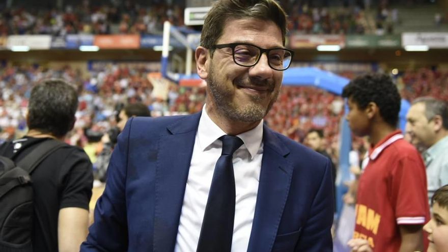 Fotis Katsikaris: &quot;Seguir como entrenador del UCAM es mi primera opción&quot;