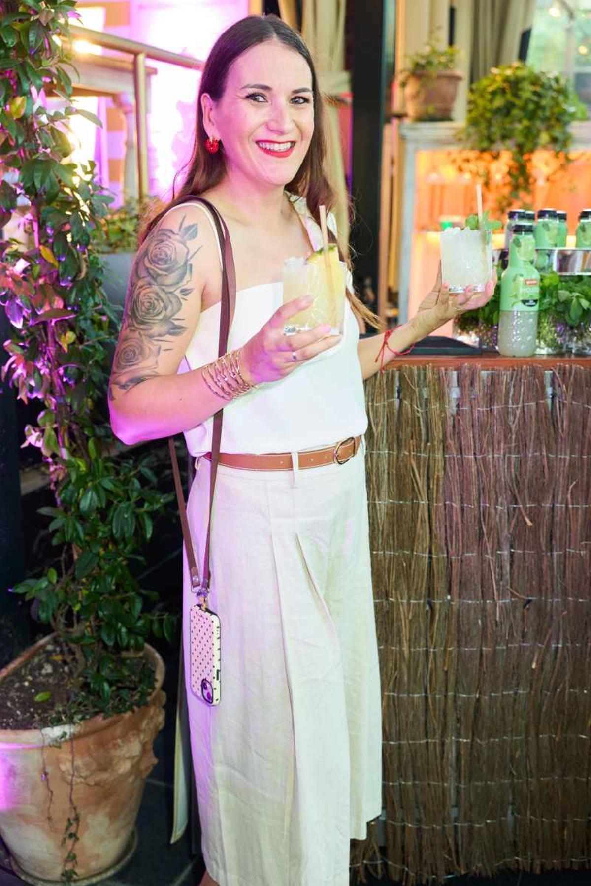 Difícil elección; mocktail de mojito o de piña colada (mejor los dos gracias a Granini)