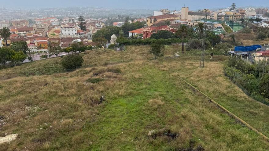 Solar que ocupará el nuevo estacionamiento en La Torrita.
