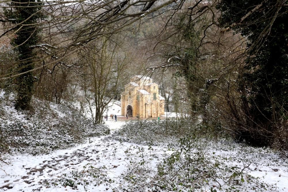 Las 40 fotos que te harán echar de menos el invierno (y la nieve) en Asturias