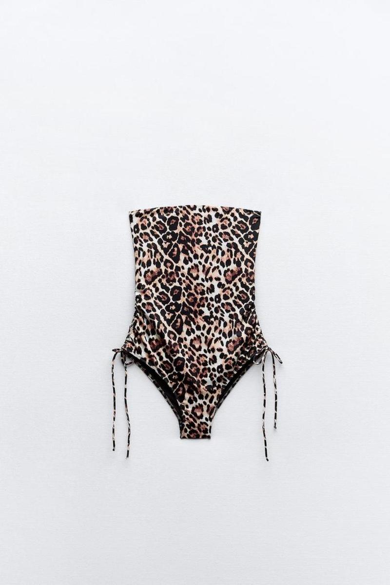 BAÑADOR ESCOTE BANDEAU ESTAMPADO LEOPARDO