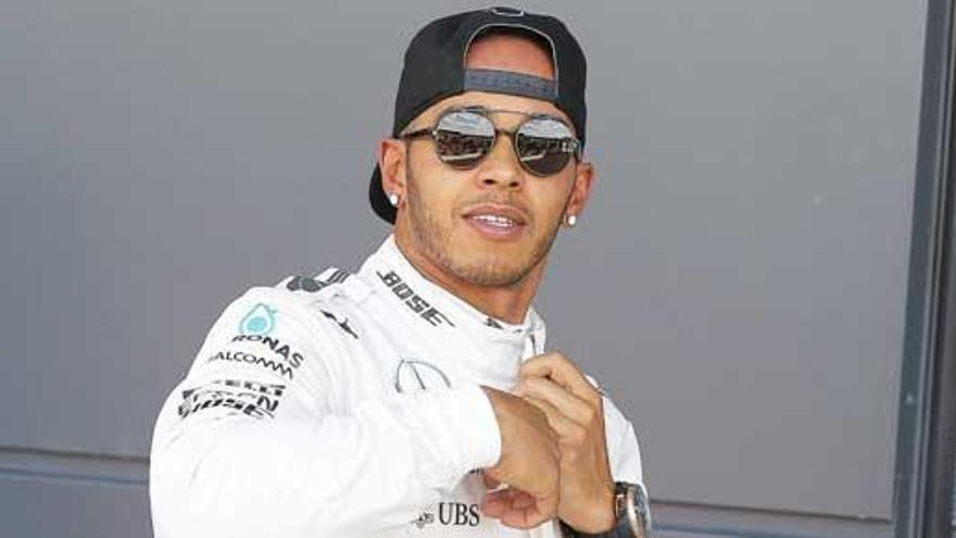 El piloto Lewis Hamilton