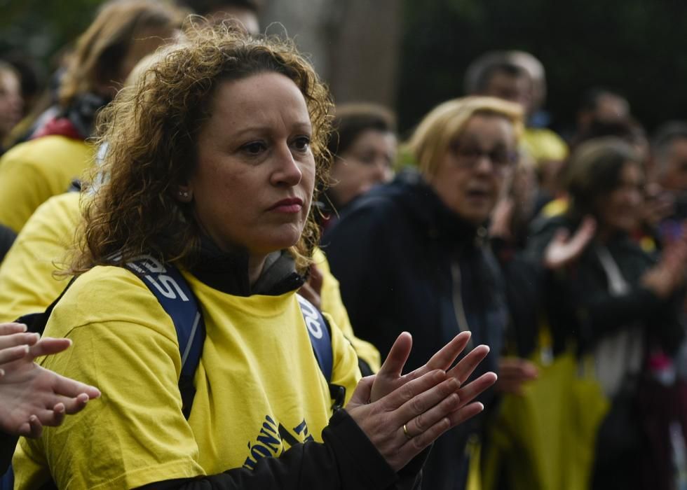 Marcha de trabajadores de Alcoa entre Avilés y Oviedo