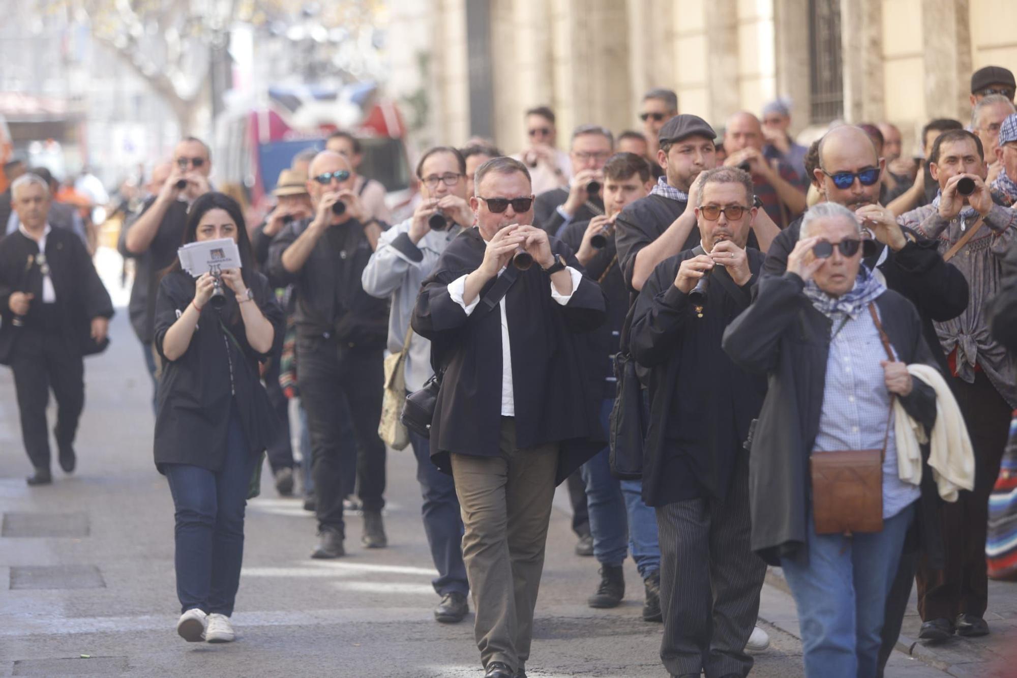 El ambiente fallero y el calor, protagonistas este domingo en València