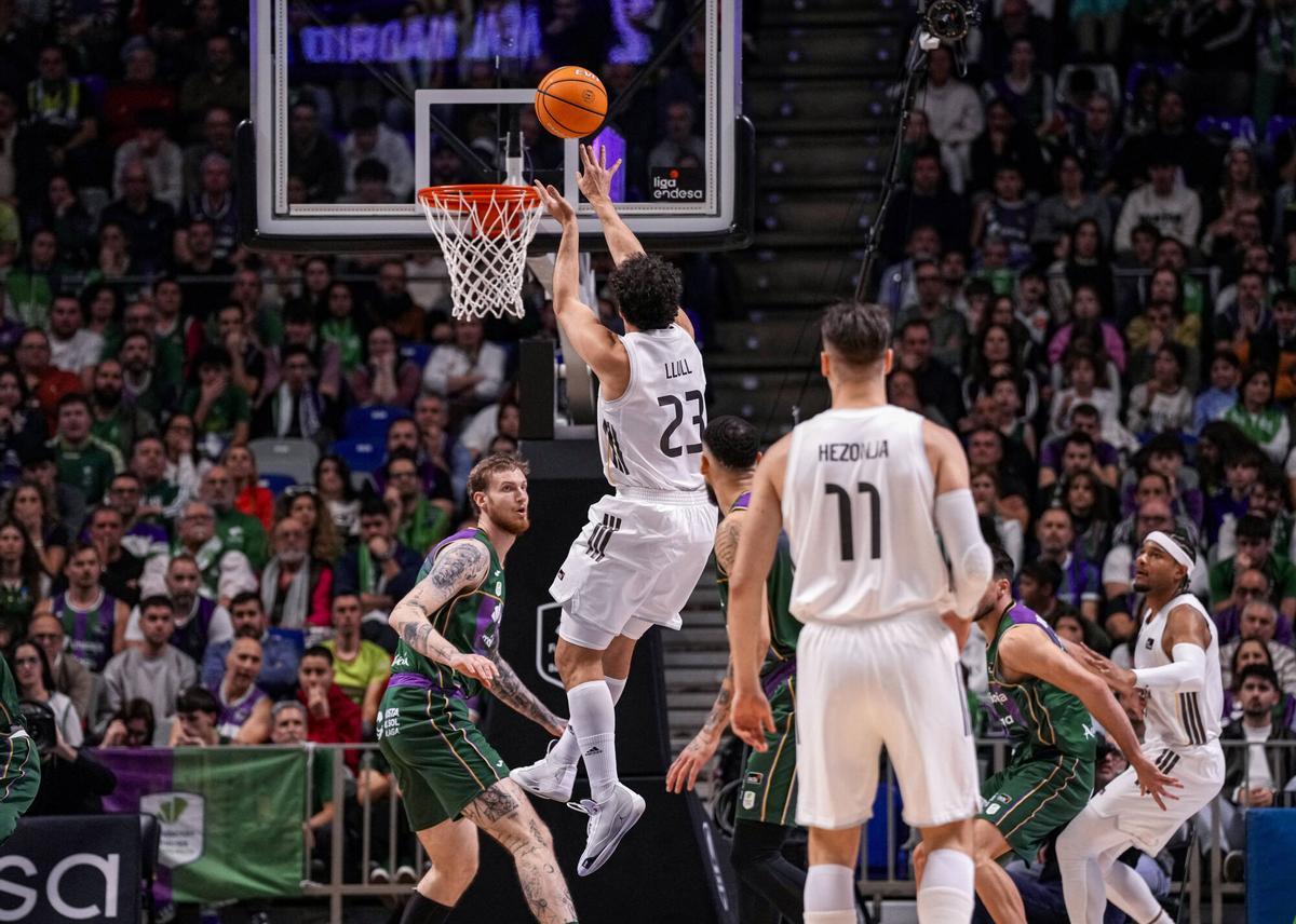 Partido disputado entre Unicaja y Real Madrid
