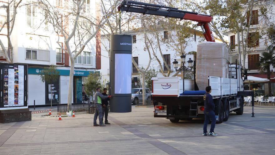 Comienza la renovación del mobiliario urbano de Lorca
