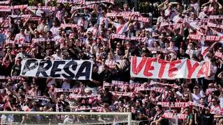 El Rayo regresa a Vallecas en un clima de máxima tensión y bajo la amenaza del cierre de su estadio