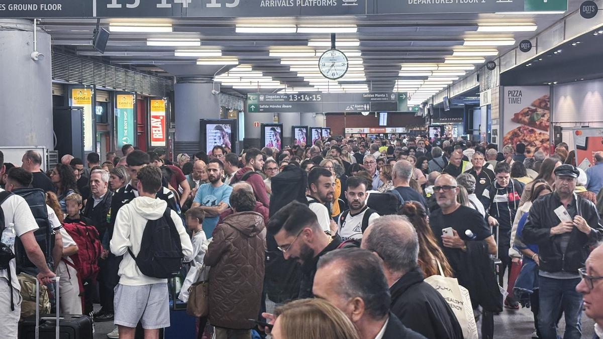 Suprimidos 19 trenes entre Madrid, Valencia y Murcia tras incidencia del sábado en Atocha