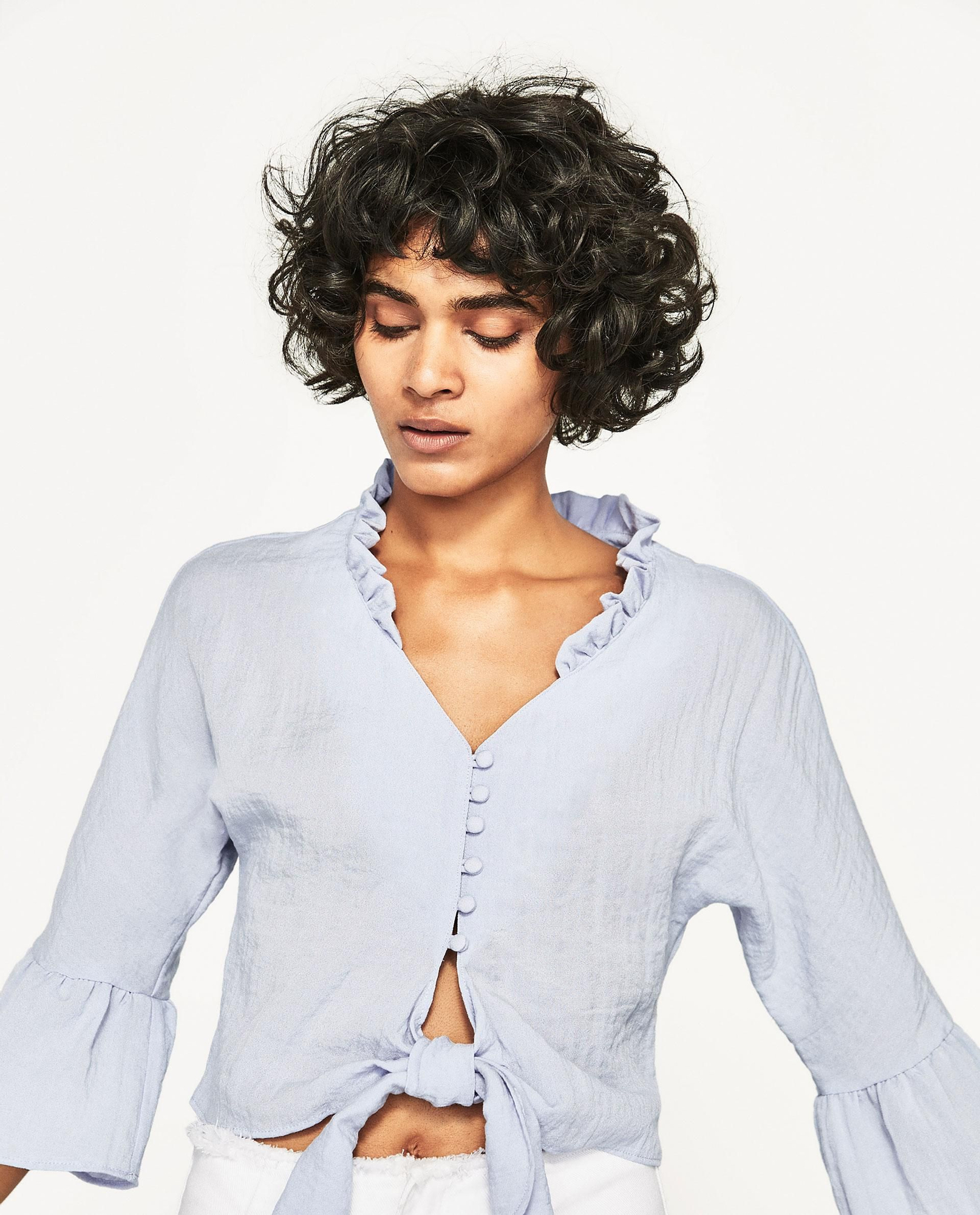 Blusa cropped nudo, Zara