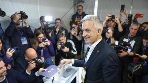 Víctor Font en el momento de votar durante las elecciones a la presidencia del Barça