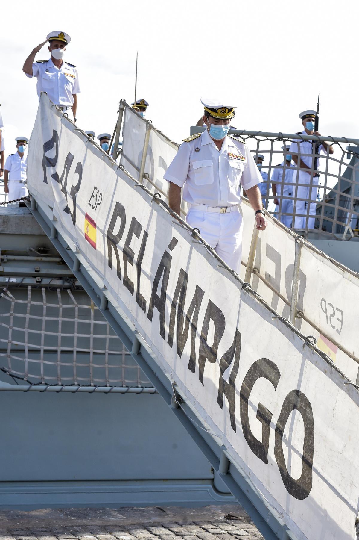 Visita del Almirante de la Flota, Antonio Martorel Lacave, a las unidades de la Flota en Canarias