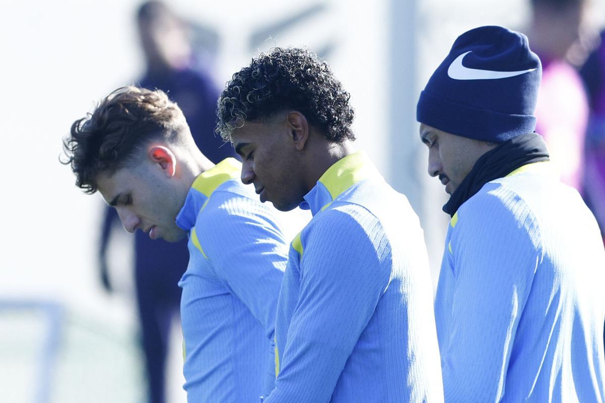 Fermín, Lamile Yamal y Raphinha salen al campo de entrenamiento este miércoles.