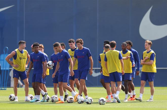 Las divertidas anécdotas del último entrenamiento del Barça